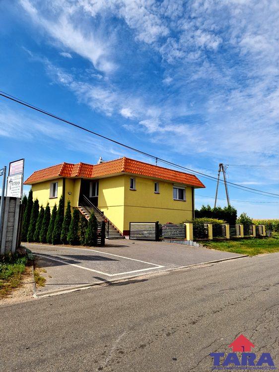 Dom typu wysoki parter w Białożewinie blisko Żnina — zdjęcie 2